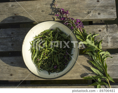 Process of fermentation of tea. Manual processing Ivan tea fermentation 89706481