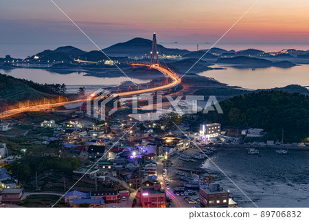 村莊夜景 89706832