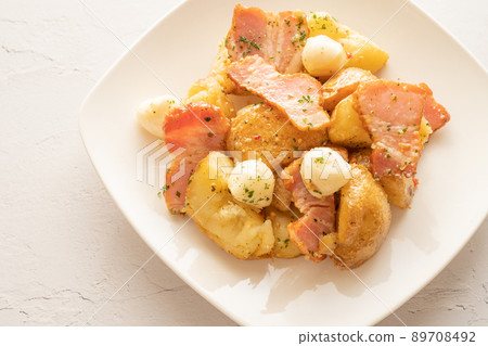 German potatoes with fresh cheese German potatoes with fresh cheese 89708492