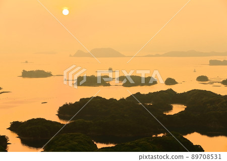[長崎縣]黃昏的九十九島（佐世保天海峰） 89708531