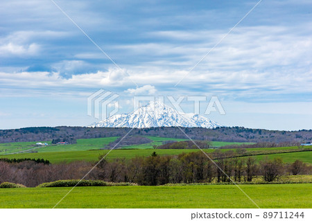 View of Mt. Rishiri from the west coast View of Mt. Rishiri from the west coast 89711244