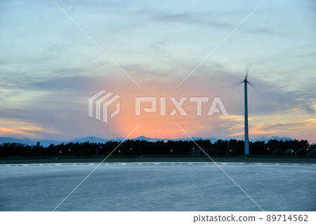 Sunset of Ise Bay 89714562