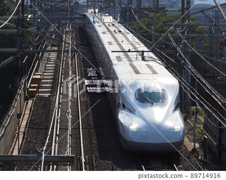 在本町立交橋的新幹線 N700S J20 編隊 89714916