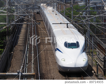 本町立交橋上的新幹線 N700S J26 編隊 89714935