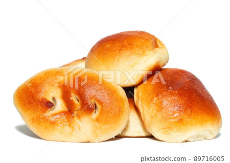 Fresh baked tasty sweet brioches, buns, loaves, bread isolated on white background Fresh baked tasty sweet brioches, buns, loaves, bread isolated on white background 89716005
