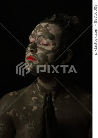 dirty smeared make up dirty smeared make up 89716008