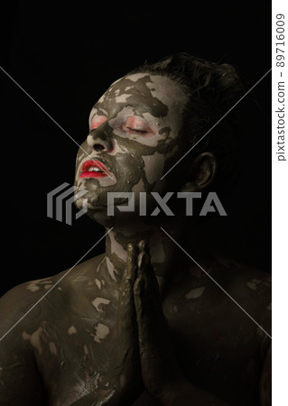 dirty smeared make up dirty smeared make up 89716009