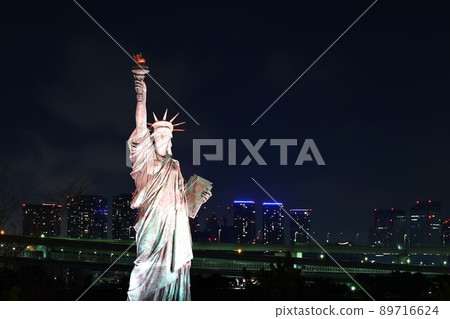 Statue of Liberty in Daiba, Tokyo Statue of Liberty in Daiba, Tokyo 89716624