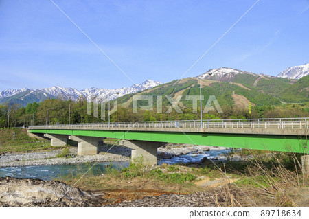 From the fresh green Hakuba Bridge to Hakuba Sanzan From the fresh green Hakuba Bridge to Hakuba Sanzan 89718634