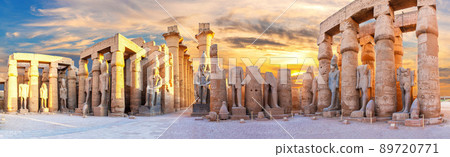 Luxor Temple courtyard and the statues of Ramses II, Second Pylon, Egypt Luxor Temple courtyard and the statues of Ramses II, Second Pylon, Egypt 89720771
