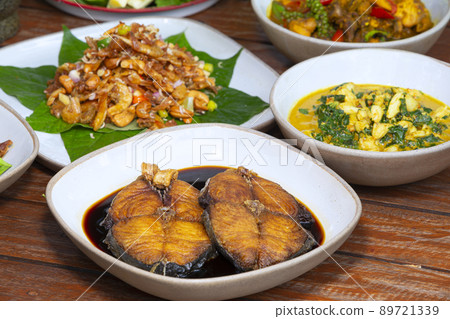 Local thai food 89721339