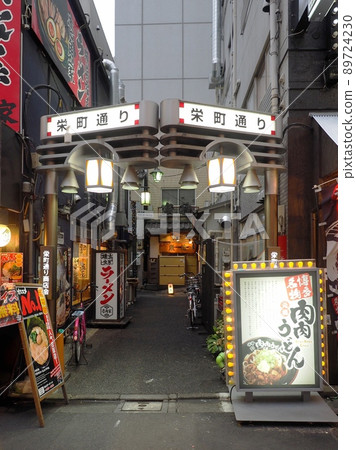 The alleys and side streets of Higashi-Ikebukuro. The downtown area. Sakaemachi Street. The alleys and side streets of Higashi-Ikebukuro. The downtown area. Sakaemachi Street. 89724230