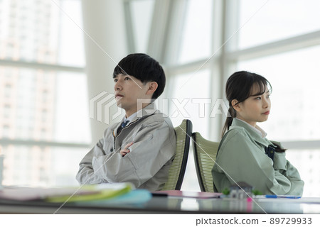 Business scene with disagreements Business scene with disagreements 89729933