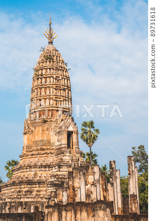 Wat Phra Sri Rattana Mahathat Rajaworaviharn temple and buddha in Si Satchanalai historical park Wat Phra Sri Rattana Mahathat Rajaworaviharn temple and buddha in Si Satchanalai historical park 89731618