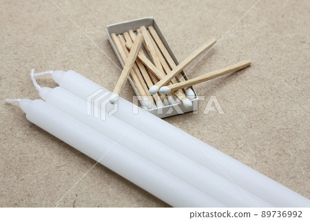 Match with candles Match with candles 89736992