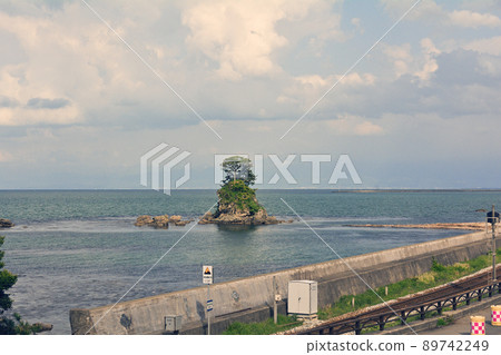 Toyama / Amaharashi Coast Toyama / Amaharashi Coast 89742249
