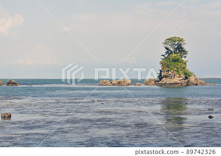 富山/雨晴海岸 89742326