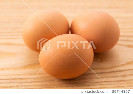Egg (red ball) Egg (red ball) 89744597