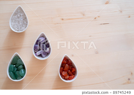 多彩的天然石材 多彩的天然石材 89745249