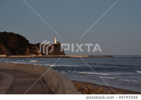 View of Shioyazaki Lighthouse from the Toyoma coast (Fukushima Prefecture) View of Shioyazaki Lighthouse from the Toyoma coast (Fukushima Prefecture) 89745698