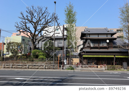 Shimura Iriusa Shimura Iriusa 89749236