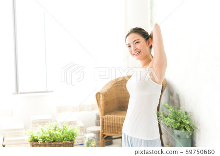 Female portrait beauty system 89750680