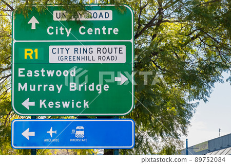 Road sign showing directions in Adelaide 89752084