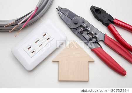 Residential outlet construction 89752354