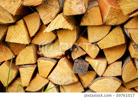 Stack of chopped firewood. Eco-friendly bio... - Stock Photo [89761017] -  PIXTA