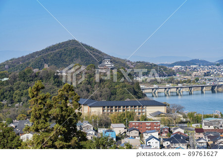 Landscape with a view of Inuyama Castle, a national treasure Landscape with a view of Inuyama Castle, a national treasure 89761627