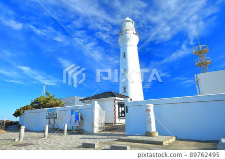 [千葉] 晴朗天氣下的犬崎燈塔和白色郵箱 89762495