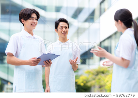 Caregiver, helper, nurse, medical photography cooperation "LINK FOREST" 89762779