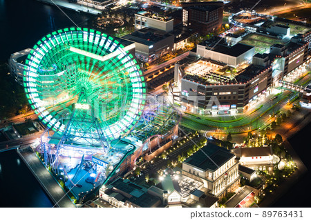 橫濱地標塔觀景台空中花園的夜景 89763431