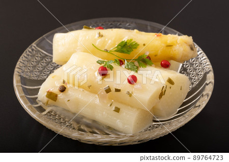 醃製白蘆筍 醃製白蘆筍 89764723