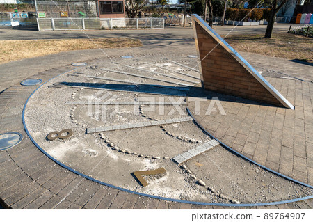 Sundial Sundial 89764907