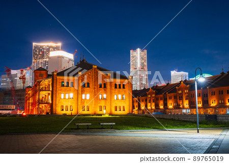 Yokohama Red Brick Warehouse Night view Yokohama Red Brick Warehouse Night view 89765019