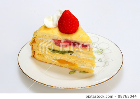 Crepe cake Crepe cake 89765044
