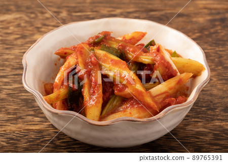 芹菜泡菜 89765391