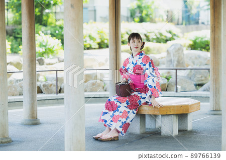 Yukata female outdoor 89766139