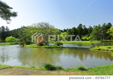 World Heritage Hiraizumi Motsuji Maizuru Pond (National Special Historic Site) Iwate Prefecture World Heritage Hiraizumi Motsuji Maizuru Pond (National Special Historic Site) Iwate Prefecture 89766777