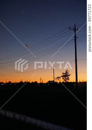A sunset 89771723