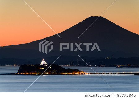 Mt. Fuji seen from Hiroyama Mt. Fuji seen from Hiroyama 89773849