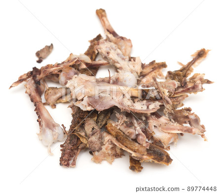 Chicken bones 89774448