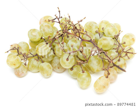 Grapes on white Grapes on white 89774481