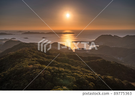 《長崎縣》稻佐山的夜景・長崎灣的夕陽 《長崎縣》稻佐山的夜景・長崎灣的夕陽 89775363