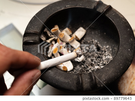 抽煙 抽煙 89779643