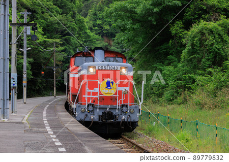 Diesel locomotive 89779832