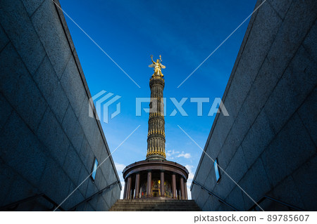 Victory Column and Statue of Gold Goddess Victoria in Tiergarten, Berlin, Germany Victory Column and Statue of Gold Goddess Victoria in Tiergarten, Berlin, Germany 89785607