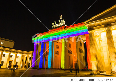 Brandenburg Gate illuminated by the Festival of Lights in Berlin, Germany Brandenburg Gate illuminated by the Festival of Lights in Berlin, Germany 89785652
