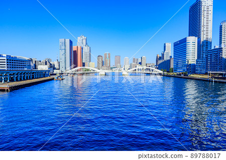 [Tokyo cityscape] Kachidoki Bridge 89788017